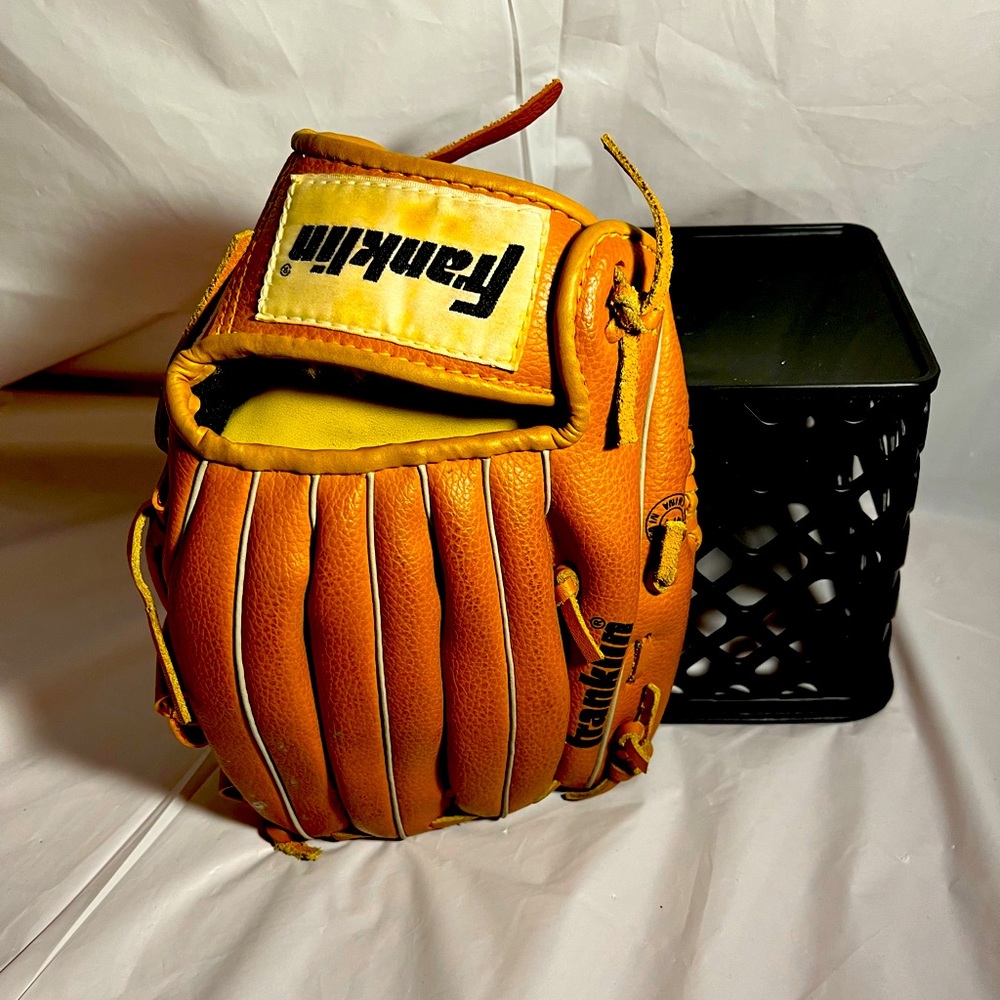 Franklin youth glove